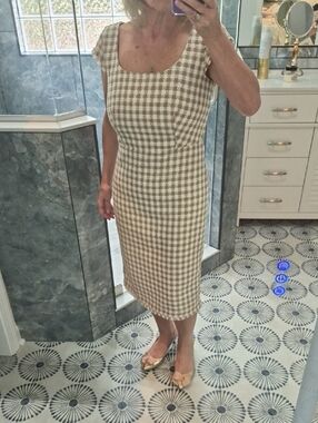 Ann Taylor Beige/White Houndstooth Sheath Dress